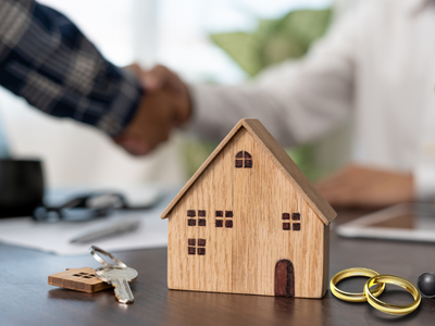 How to Sell a House During a Divorce in Arkansas