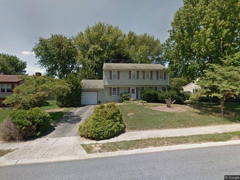 460 Longmeadow Rd. Lancaster