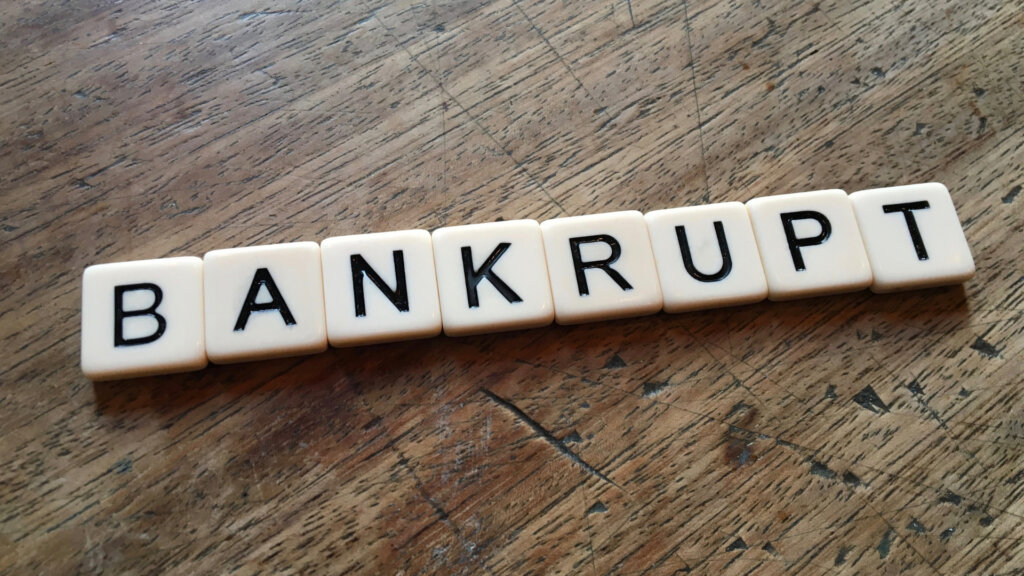 declare bankruptcy during foreclosure