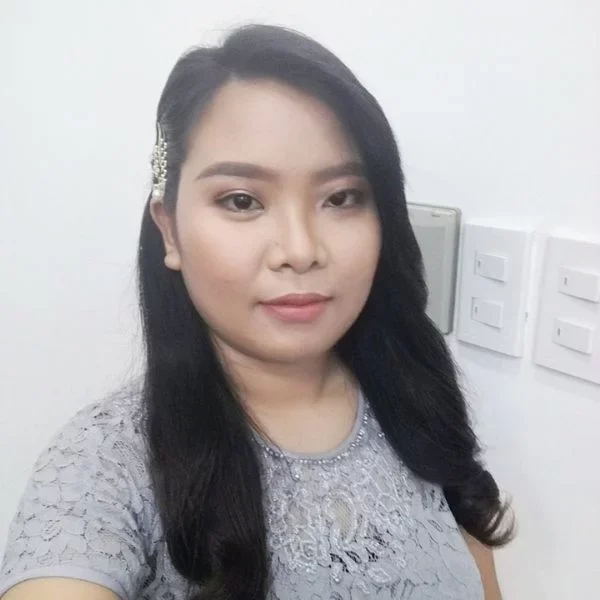 Leah Fernandez Acquisitions Assistant