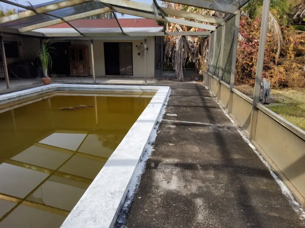Exterior of foreclosure-threatened Merritt Island, FL home purchased before auction
