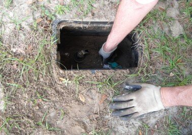 Shut Off Water Supply To Stop Leak