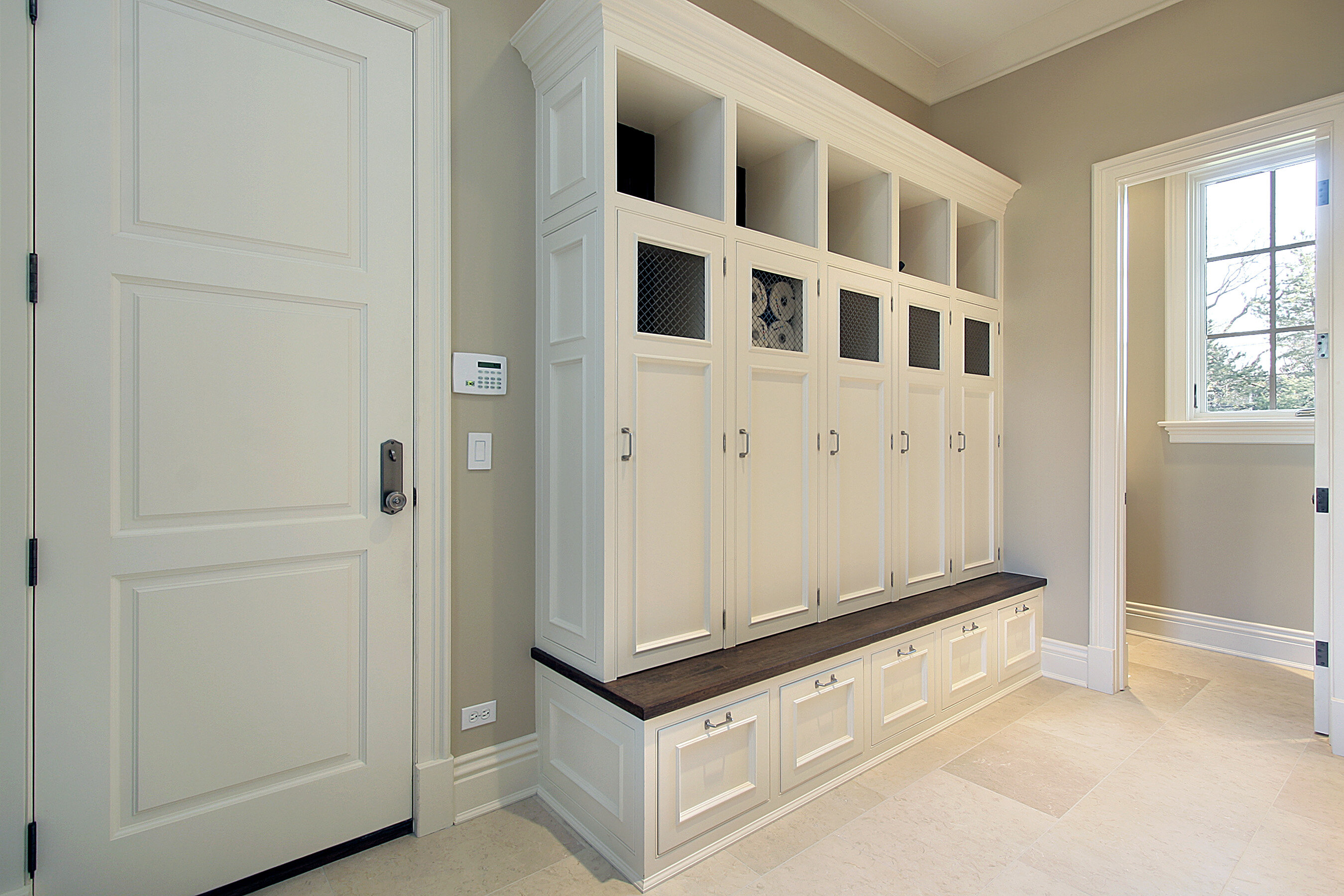 13 Best Mudroom Bench Ideas