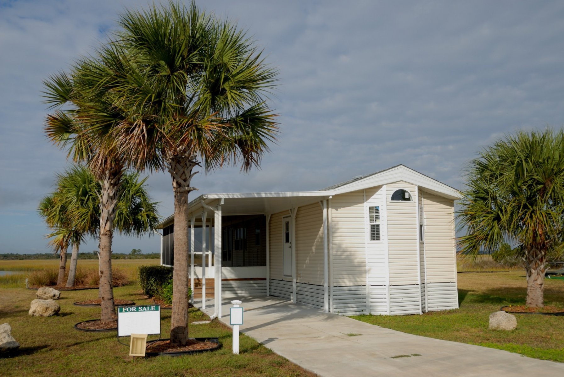 We Buy Mobile Homes College Park