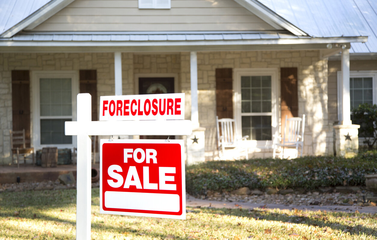 sell my house during foreclosure