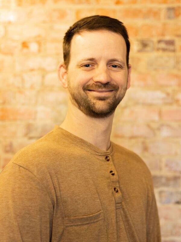 David Barnett licensed real estate broker and US Army veteran owner of Yellowhammer Home Buyers serving Athens Alabama