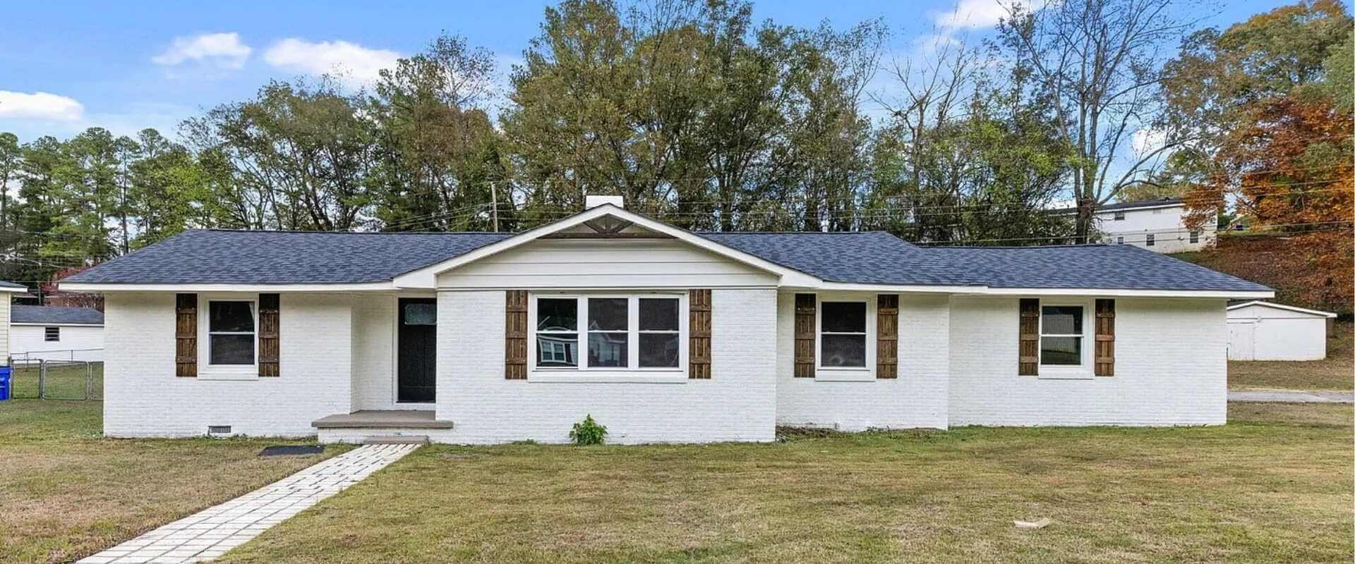 Licensed cash home buyers serving Florence Alabama downtown Sweetwater UNA areas