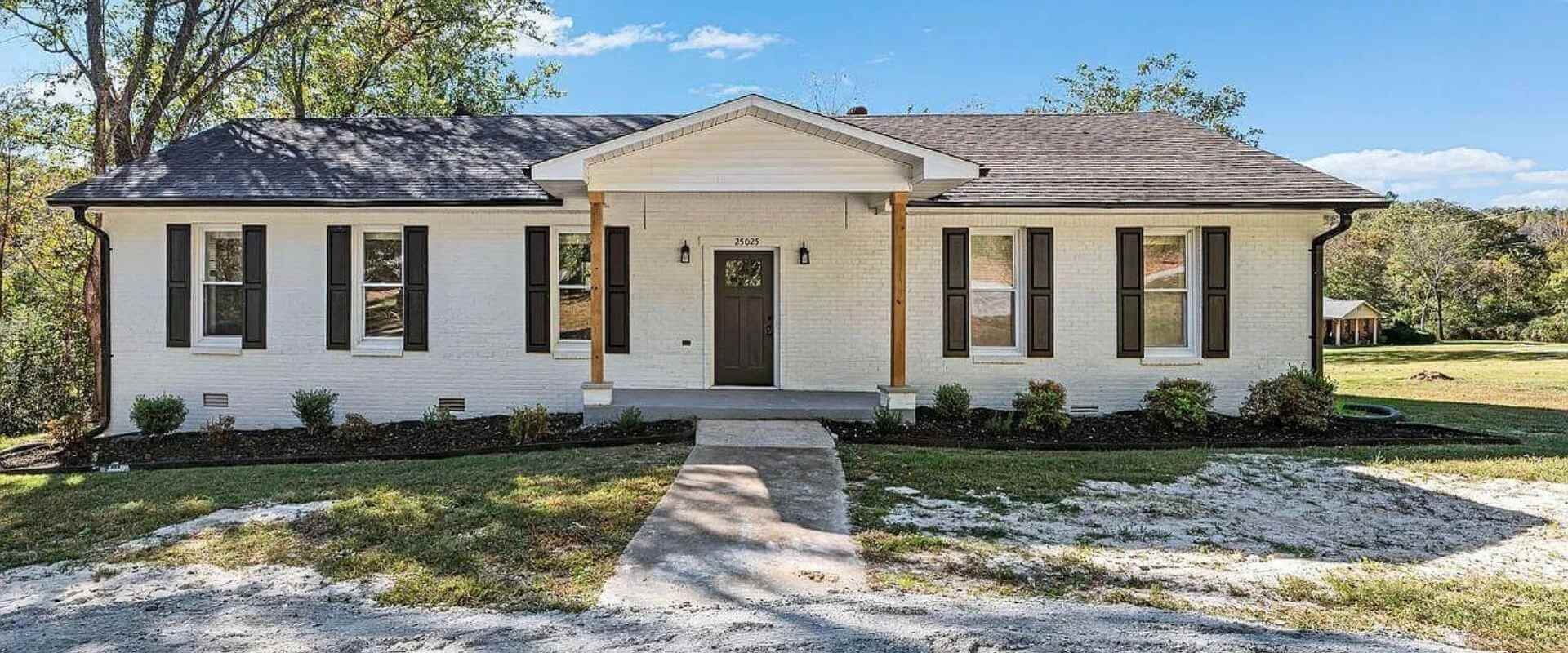 We buy houses fast for cash in Cullman Alabama downtown Historic District Smith Lake Hanceville Yellowhammer Home Buyers