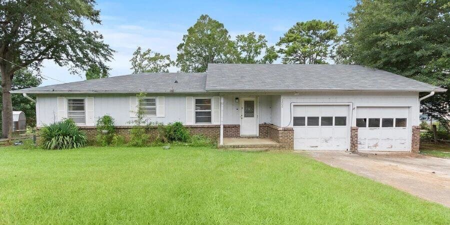 House purchased for cash by Yellowhammer Home Buyers in Marshall County serving Boaz Arab Grant Douglas Alabama