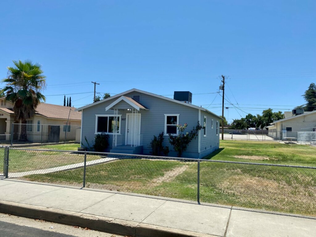 local home buyer ca buys houes in Bakersfield, California