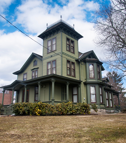 we buy houses in Torrington CT, 06790