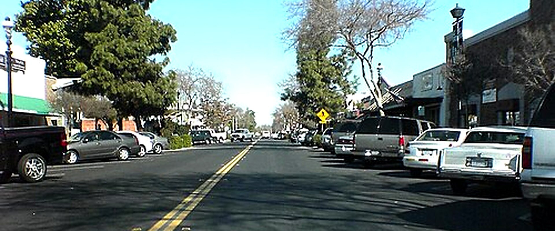 Clovis, CA — Old Town Pollasky Avenue streetscape