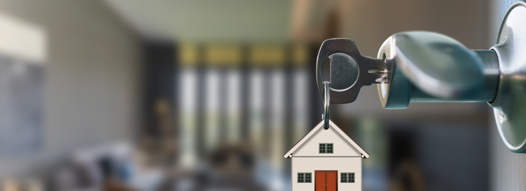Using Poor Quality Photos or Showing a messy, dirty, cluttered house 10 Common Home Selling Mistakes