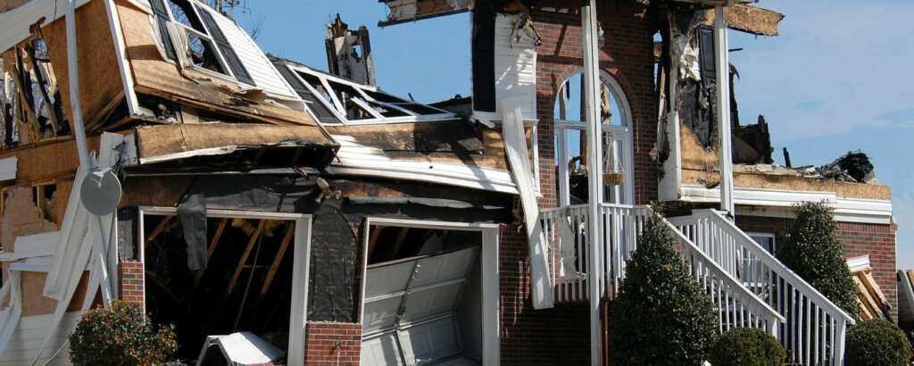 sell fire damaged house