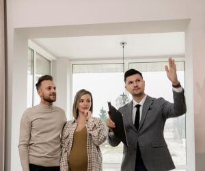 Selling With A Real Estate Agent - Selling A House As Is In Florida