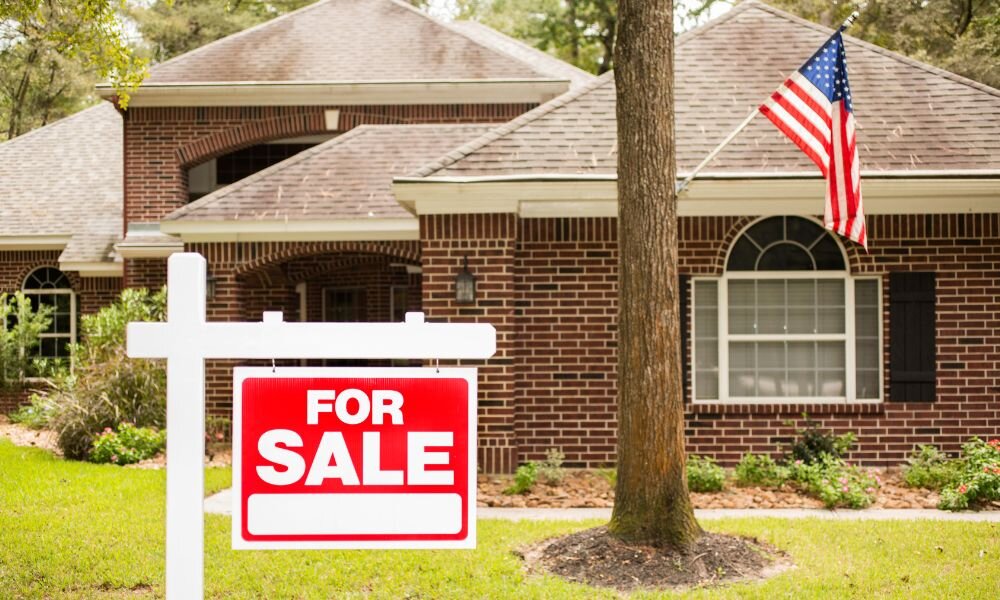 For sale sign with flag of usa