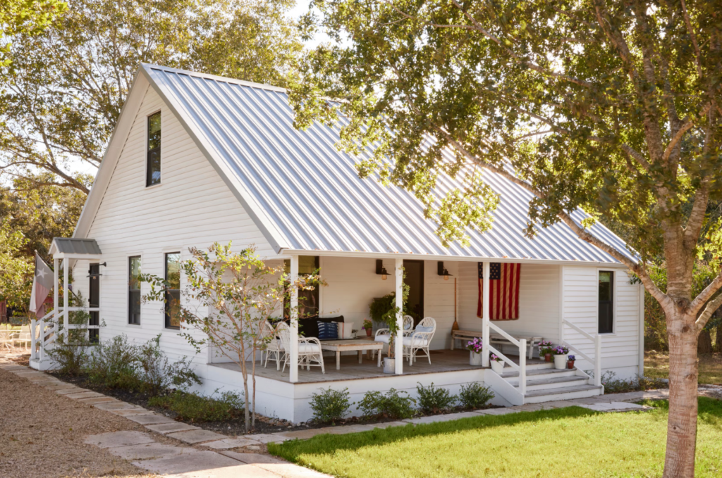 Sell a House With Roof Damage