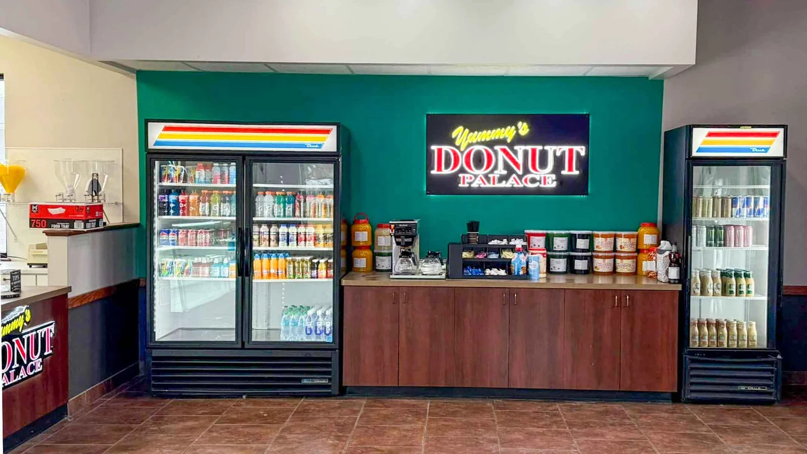 Yummy’s Donut Palace in Marceline