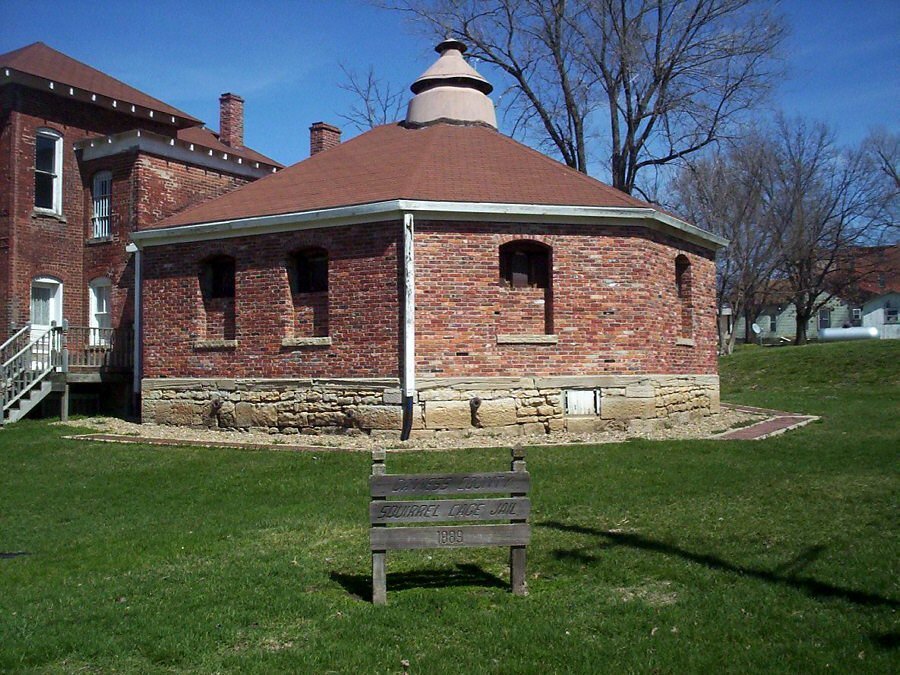 1889 Squirrel Cage Jail in Gallatin
