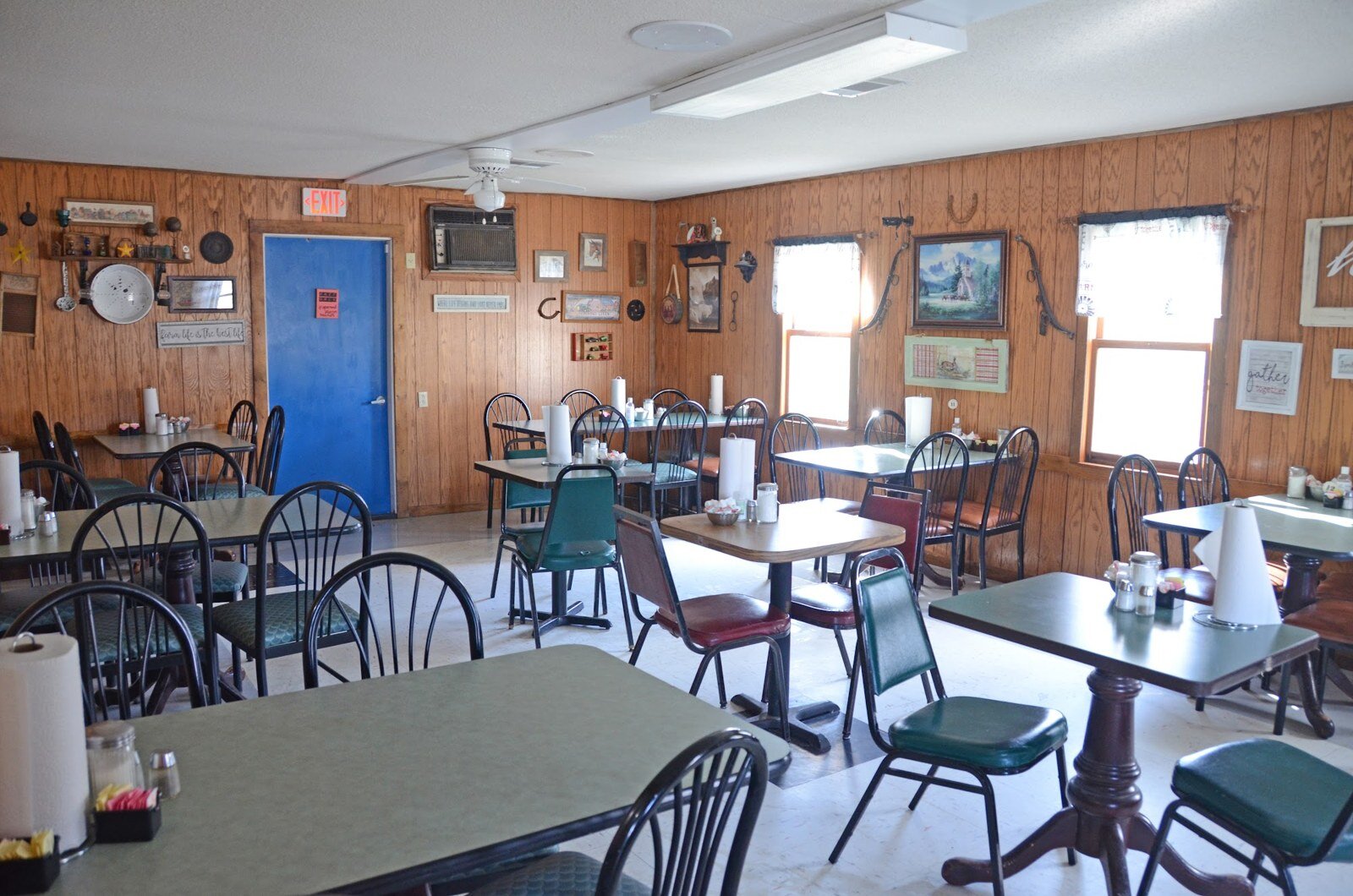 Marshell's OL' Business 36 Cafe in Macon