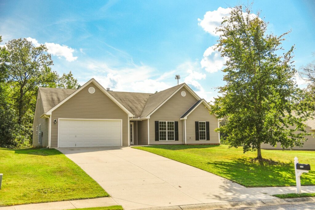 Home we purchased fast for cash in as-is condition in Statham Georgia Barrow County