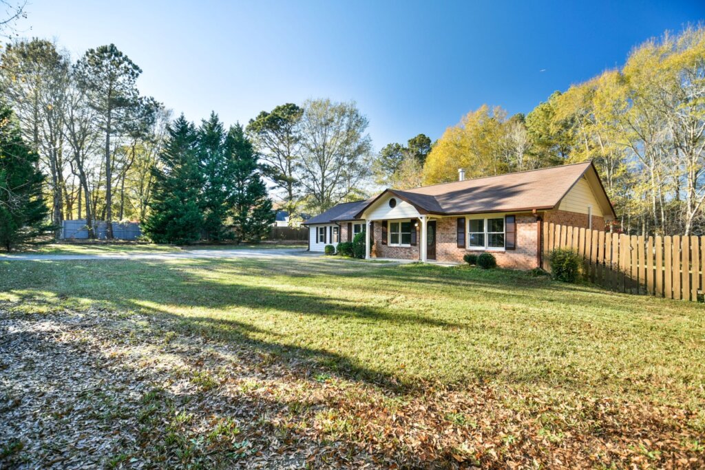 Probate inherited house Local Key LLC purchased in as is condition in winder ga