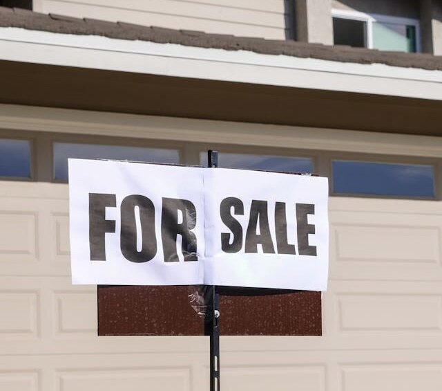 Selling Your Home As a For Sale by Owner (FSBO): Pros, Cons, and Tips