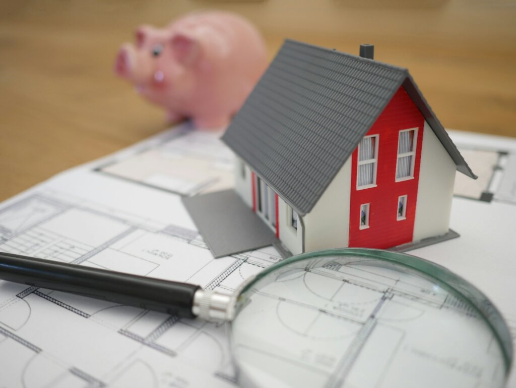 Marketing And Selling The House
