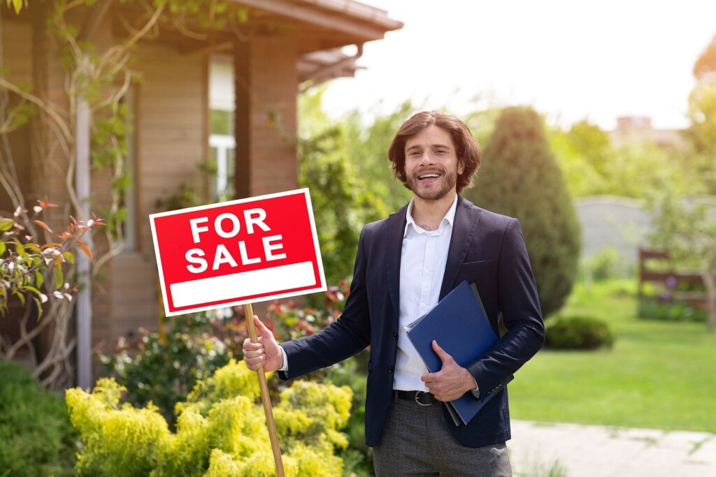 Hiring An Agent in Lynchburg VA