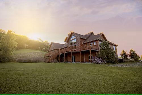 What You Should Know About Auctioning Your House in Memphis