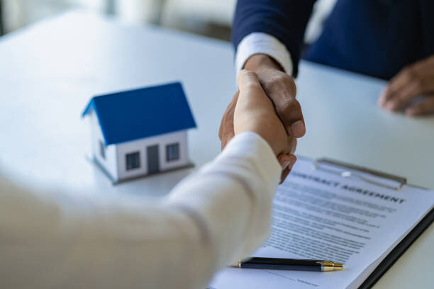 realestate,Home Struggles