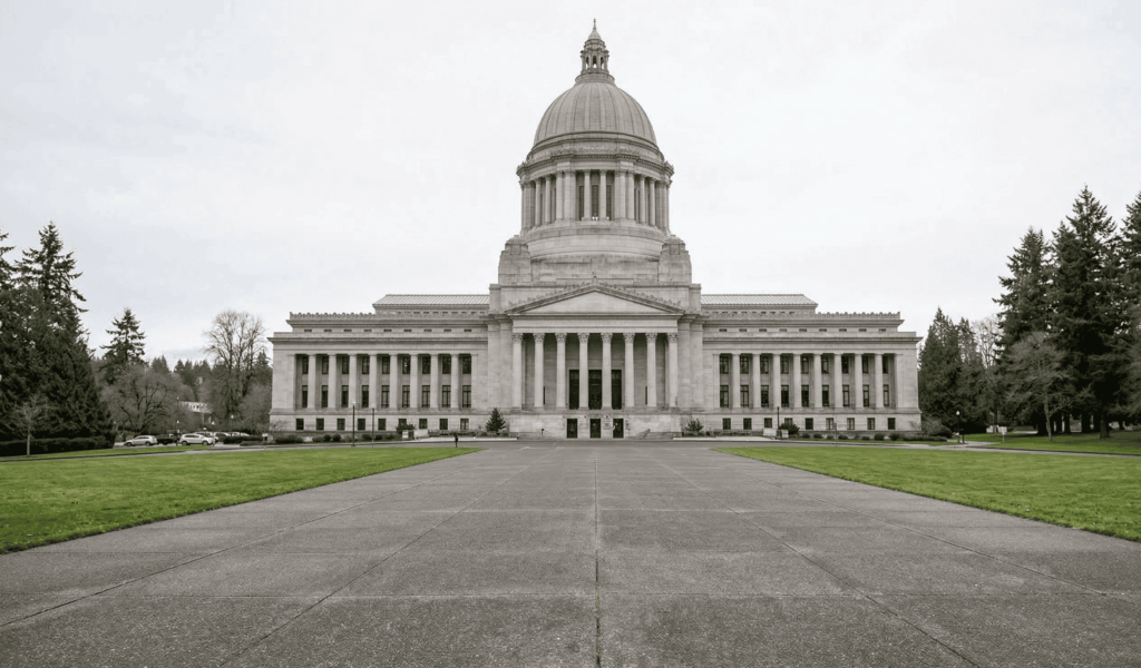 Washington State Legislature Building front facade.