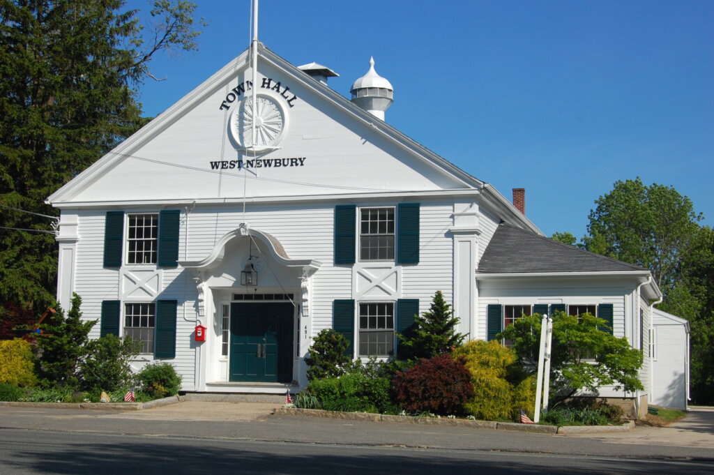 we buy houses in West Newbury Massachusetts