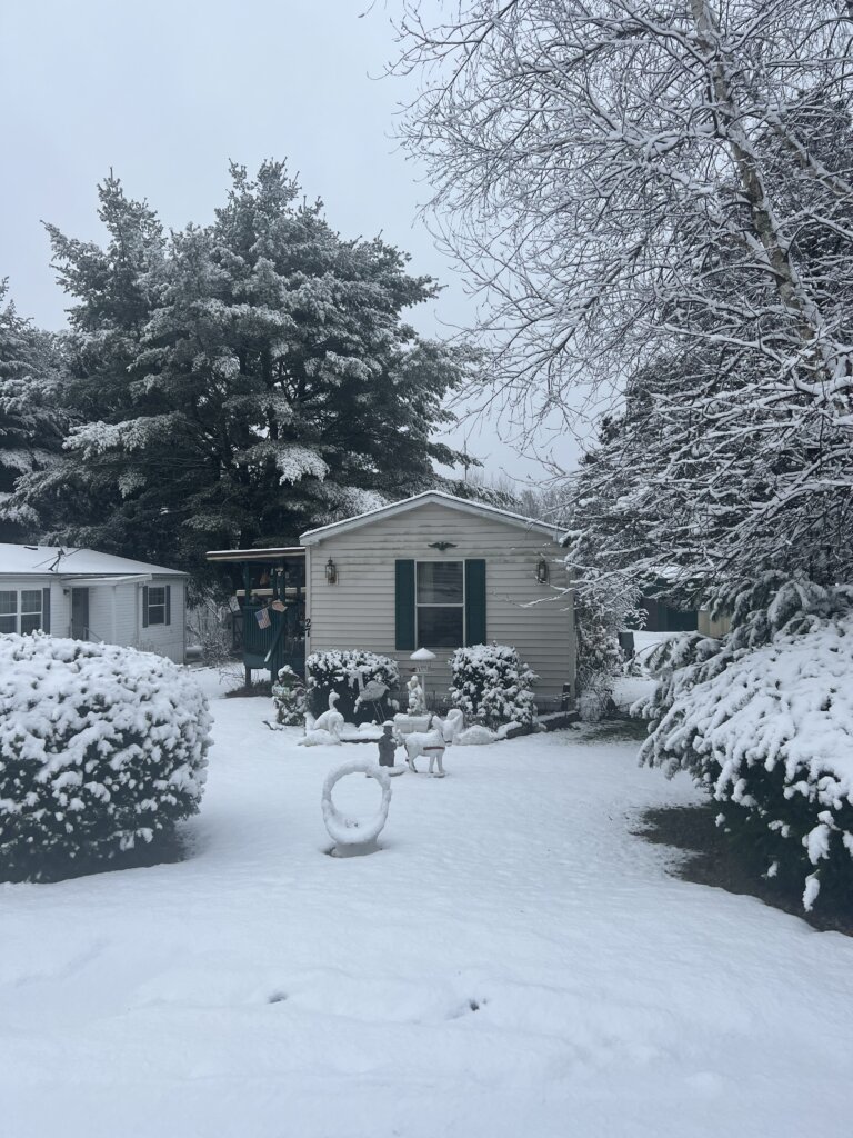 sell your old mobile home in winter