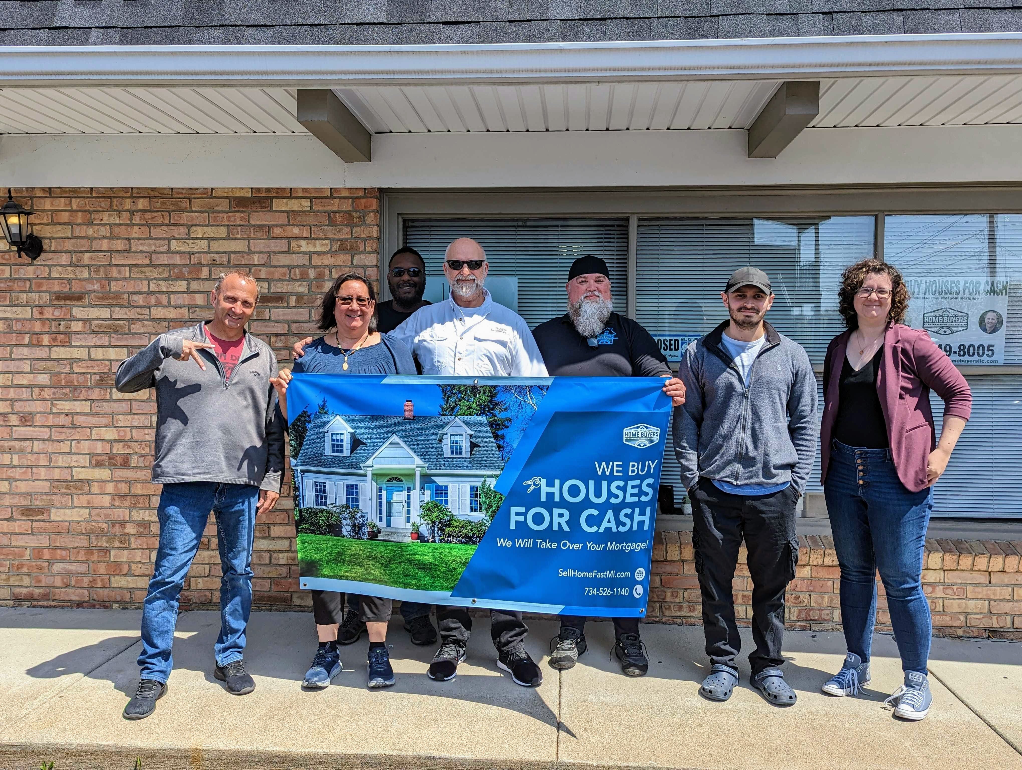 Group advertising cash home buying in Michigan