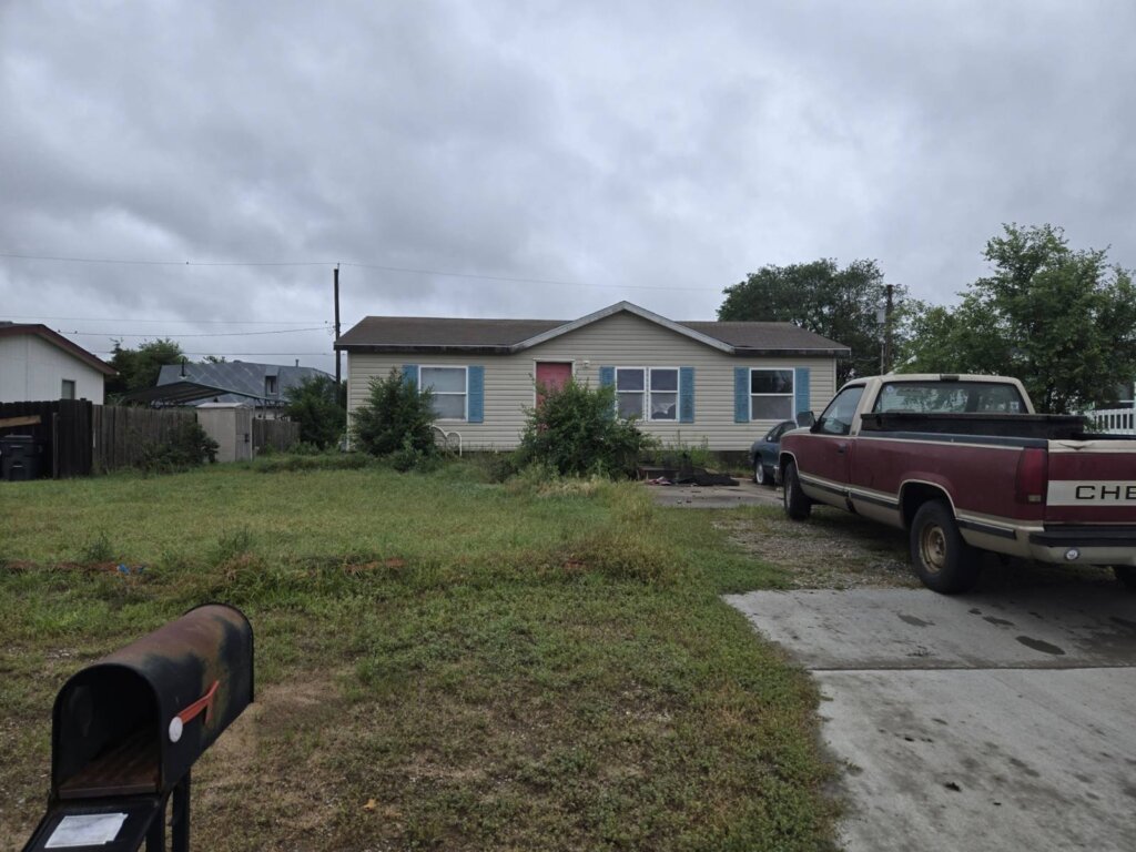Wichita house sold for cash to ICT Cash Offer
