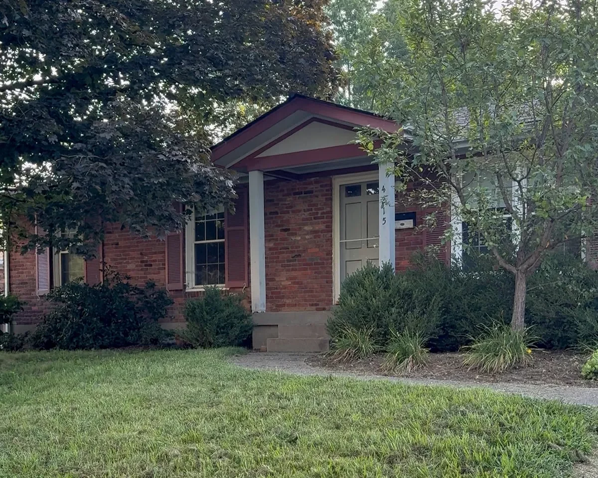 4215 Buxton Road exterior in Buechel Louisville, brick ranch home front view before cash sale