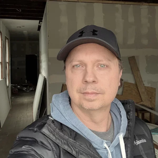 Nyx Sherwin, Owner of We Buy 502