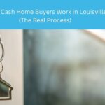Cash home buyer meeting with Louisville homeowner to explain the selling process