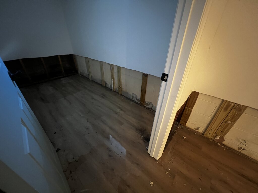 Tips for Selling a Water-Damaged Home