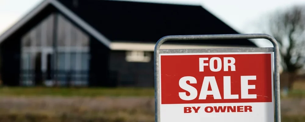 Selling a Distressed Property in Texas: FSBO vs. Realtor vs. Cash Buyer