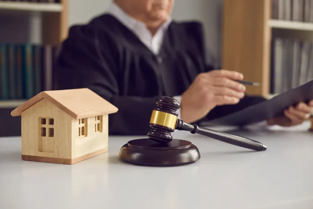 Sell House During Bankruptcy in Houston