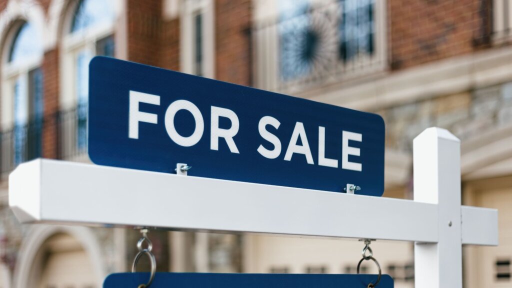 Houston homeowner preparing a house for sale to attract buyers faster