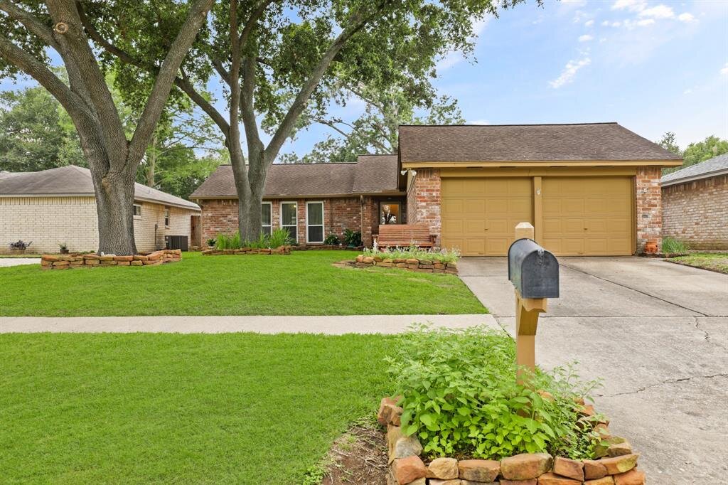 we buy any houses in Houston