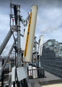 photo Down-tilted AT&T rooftop antennas in Brooklyn new york. ATT CELL TOWER ROOFTOP