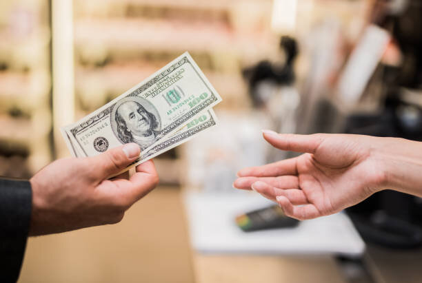 Advantages of Cash Sales for Sellers