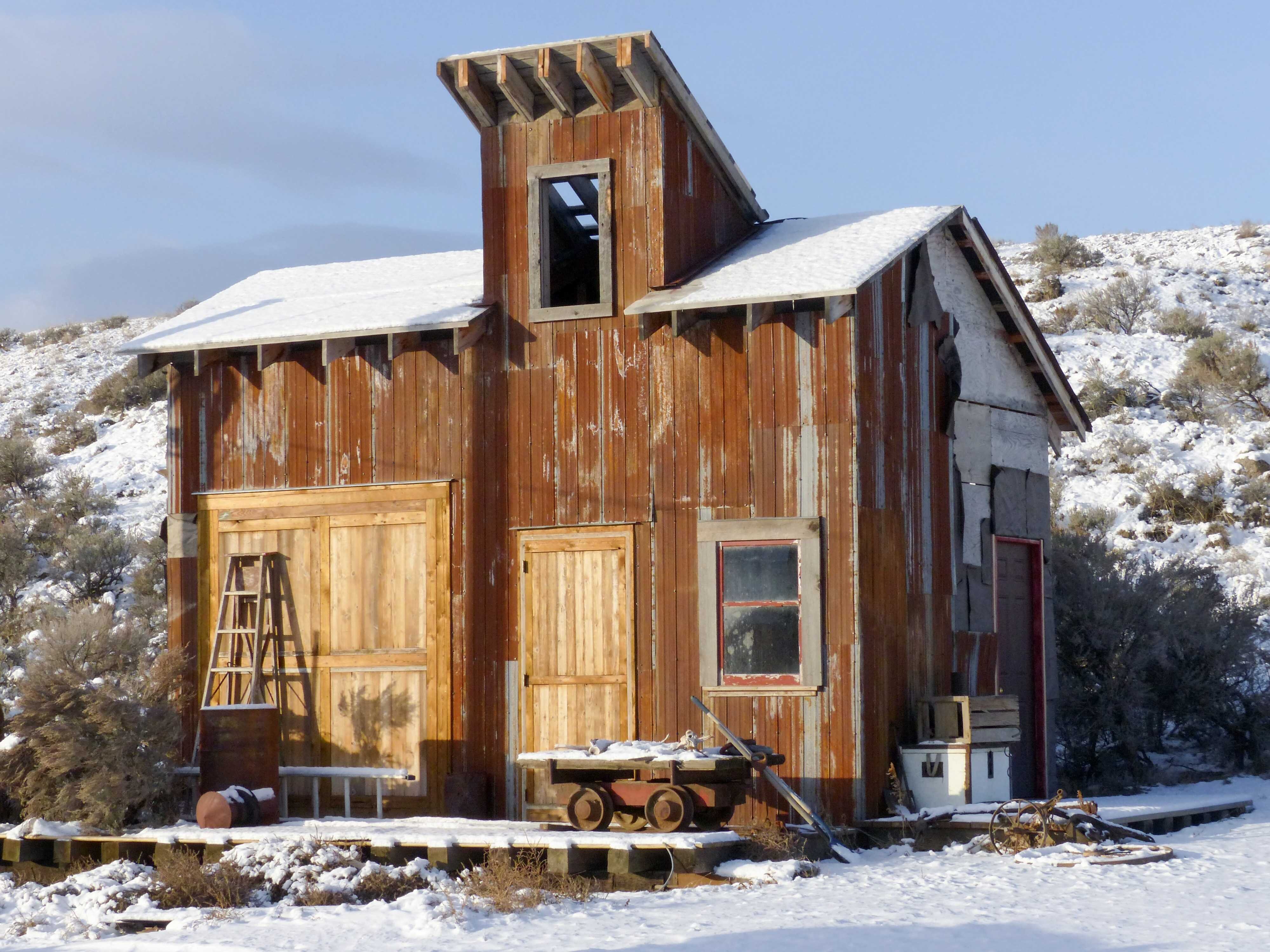 How to Sell a House While Relocating from One State to Another