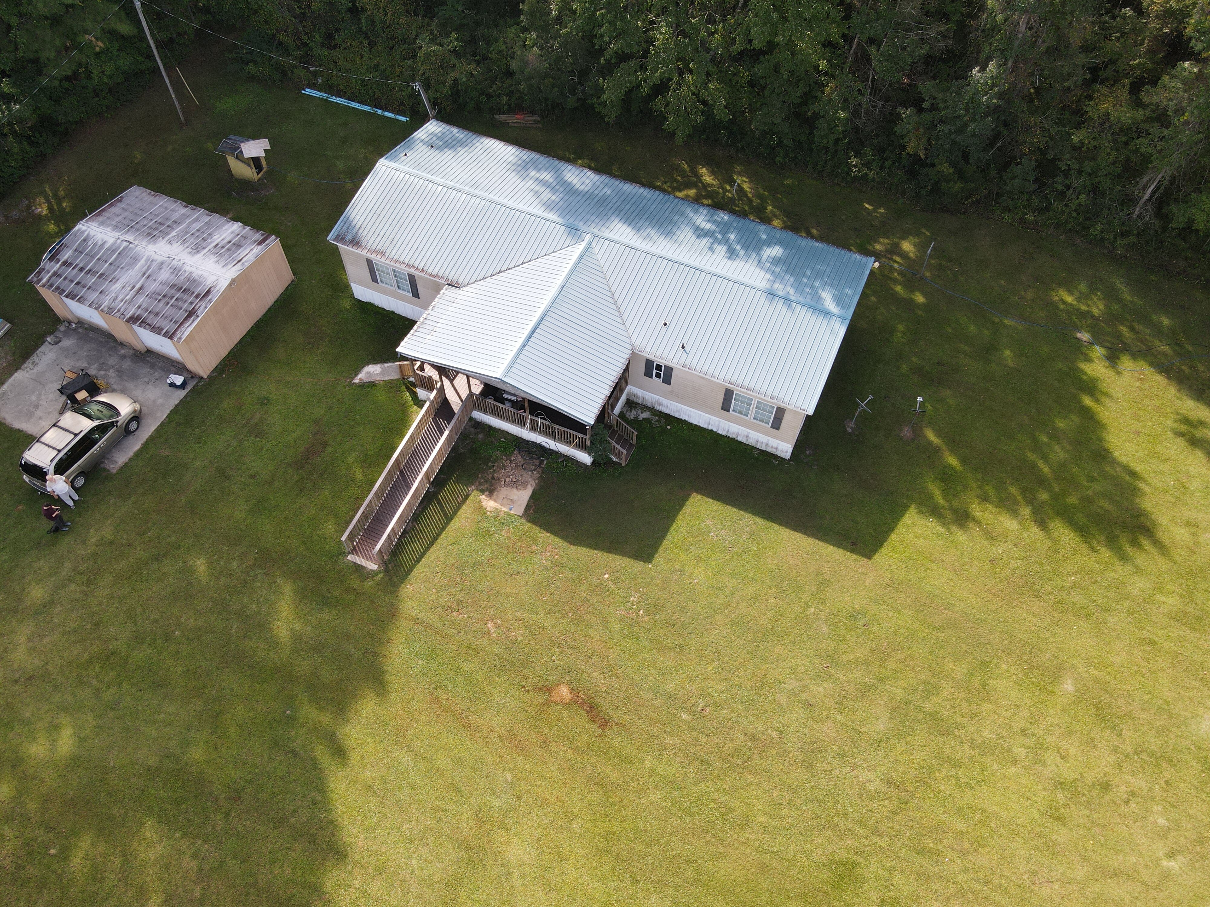 We buy trailer homes and make cash offers for mobile homes
