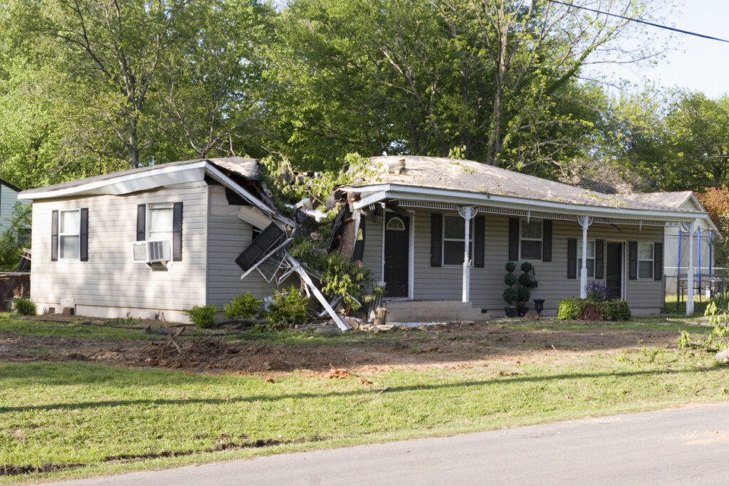 The Financial Impact of Natural Disasters on Kentucky Home Sales