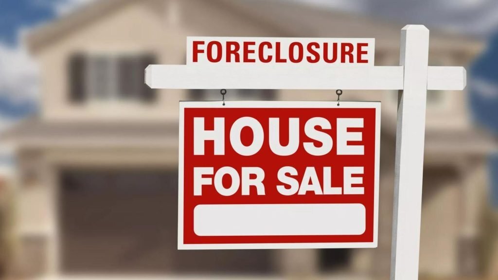 Sell House Fast to Avoid Foreclosure in Newport